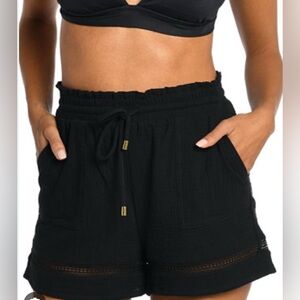 La Blanca Black Women's Shorts
